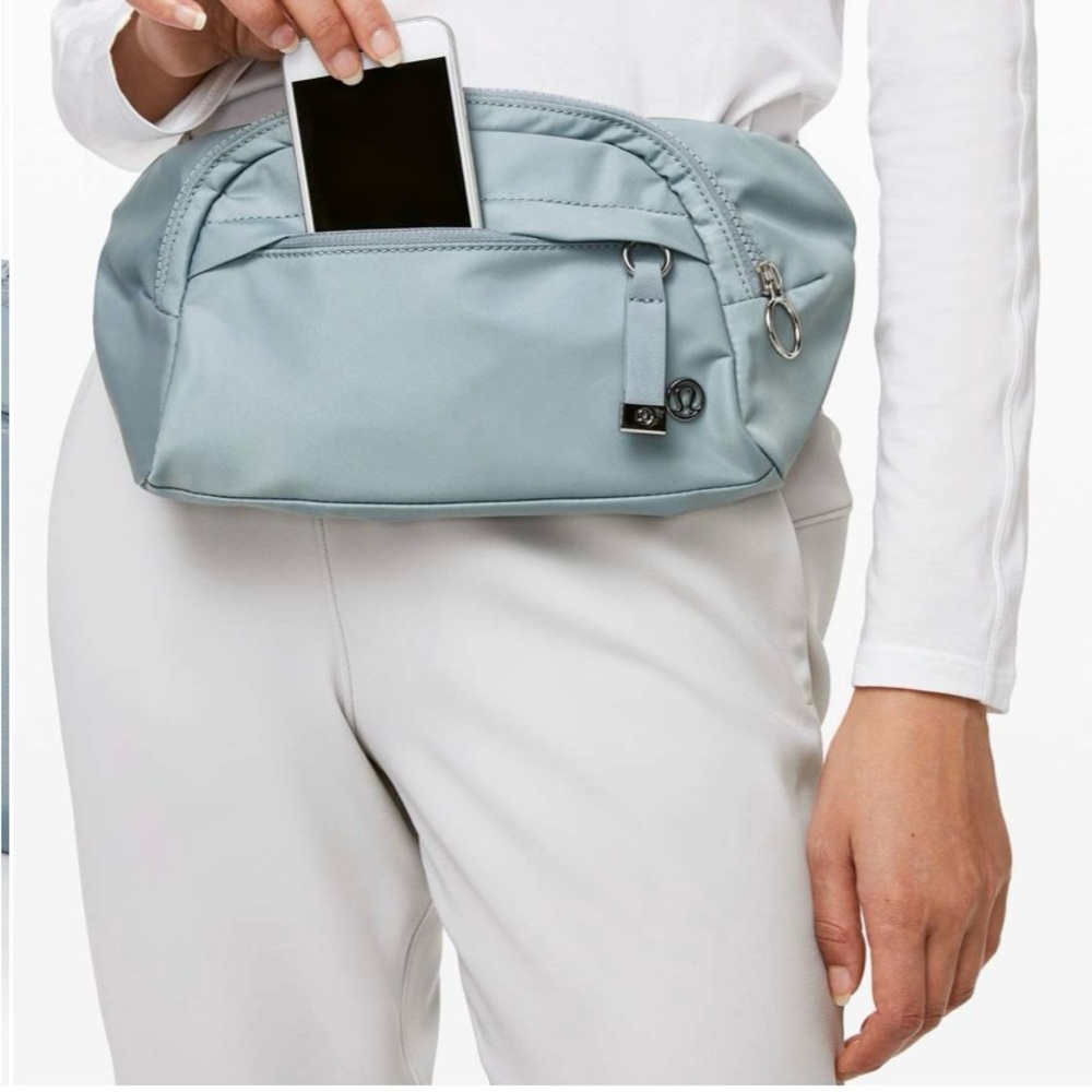 Lululemon On The Beat Belt Bag* 4.5L Blue Cast - Picture 3 of 16